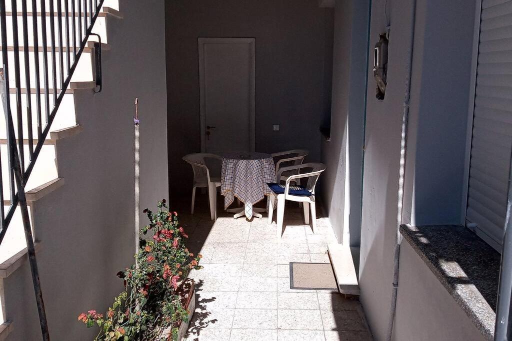 Paris House 3 Διαμέρισμα Πάτρα Εξωτερικό φωτογραφία